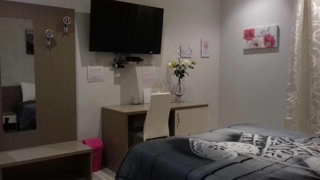 三步住宿加早餐旅馆 维罗纳 外观 照片